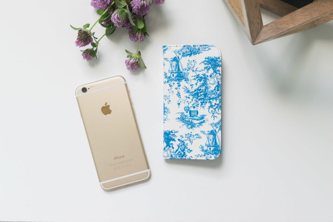 Pretty iPhone Wallet Cases